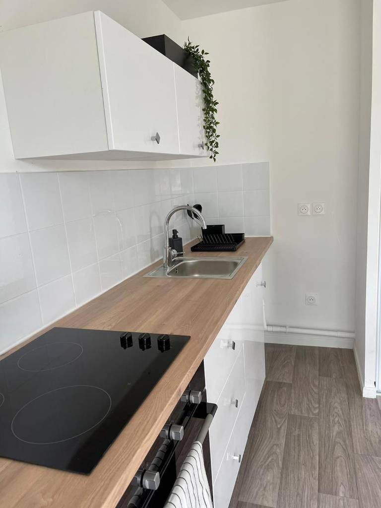Allee Des Cedres Villepinte  Exteriér fotografie